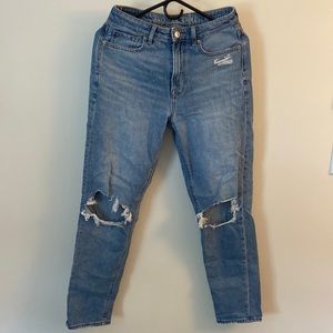 Light Blue Ripped American Eagle Mom Jeans